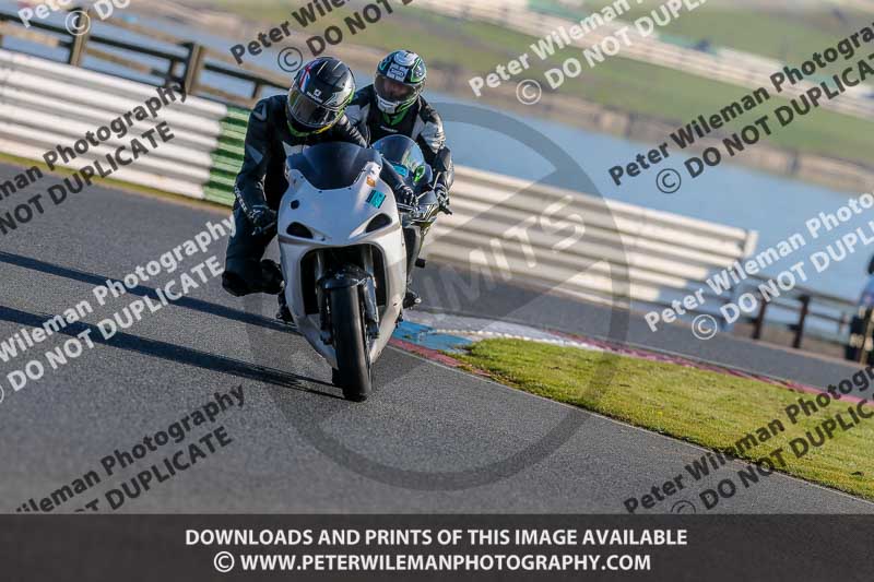 PJM Wedding Photography;enduro digital images;event digital images;eventdigitalimages;mallory park;mallory park photographs;mallory park trackday;mallory park trackday photographs;no limits trackdays;peter wileman photography;racing digital images;trackday digital images;trackday photos